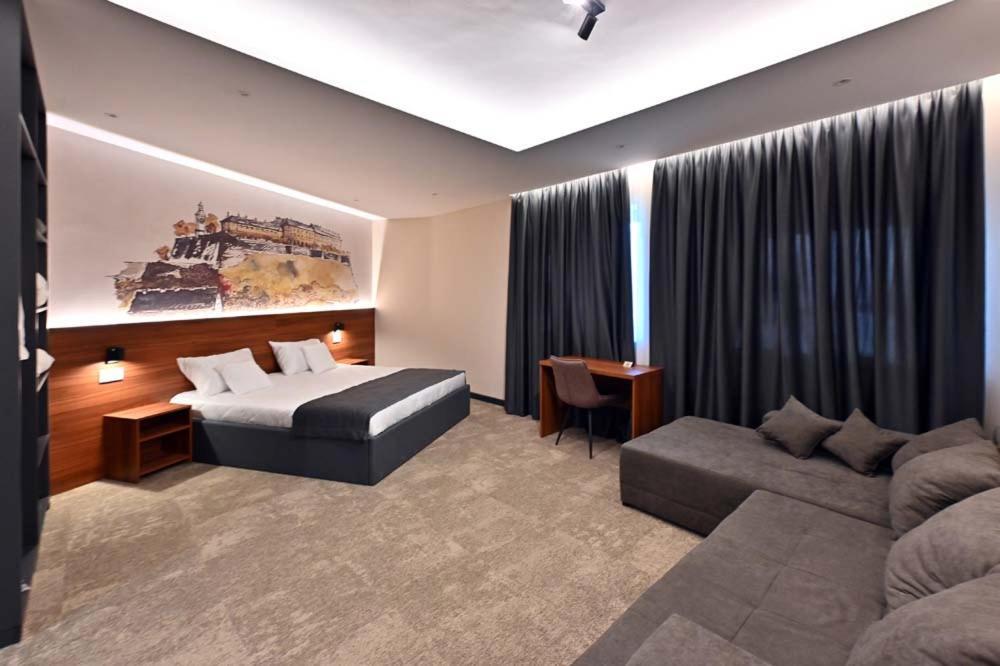 Tvrdjava Rooms - Novi Sad Esterno foto