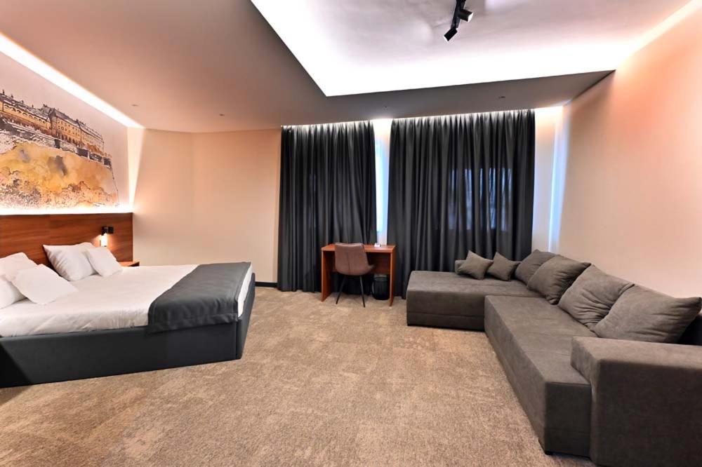 Tvrdjava Rooms - Novi Sad Esterno foto