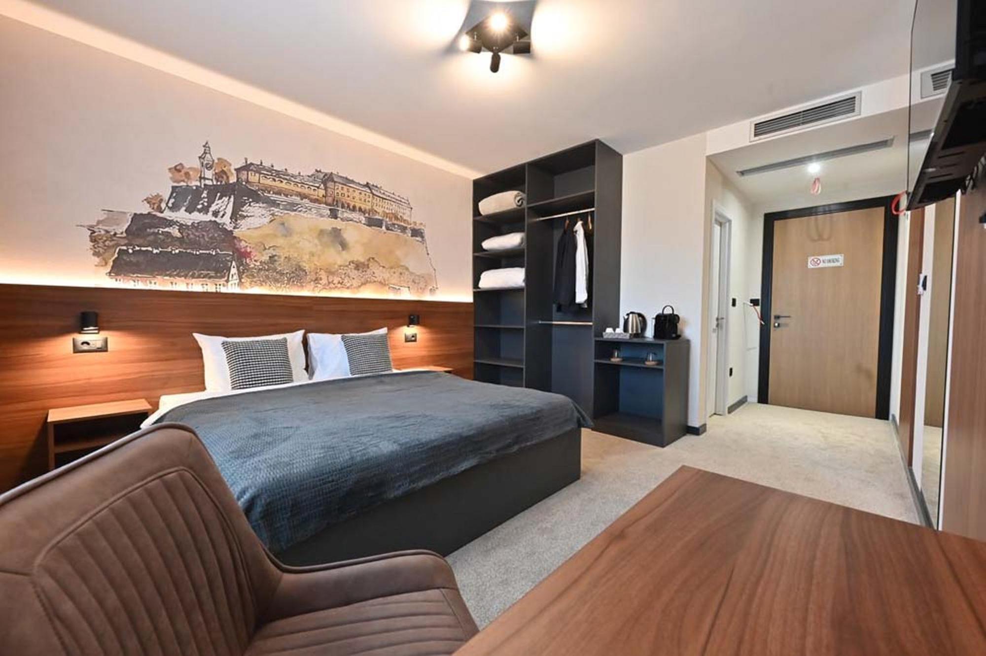 Tvrdjava Rooms - Novi Sad Esterno foto